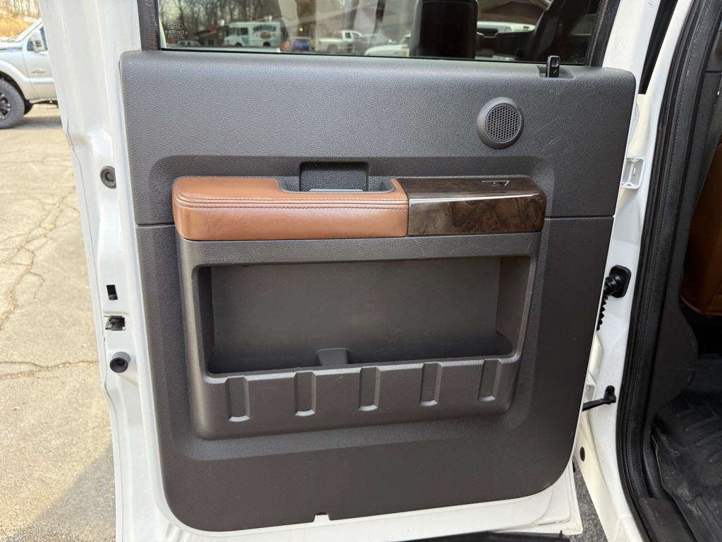 2014 Ford F-250 Image 64