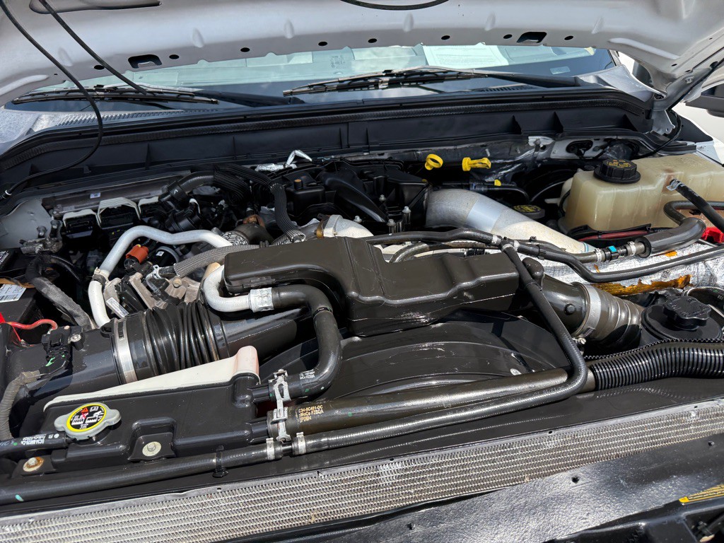 2015 Ford F-250 Image 32