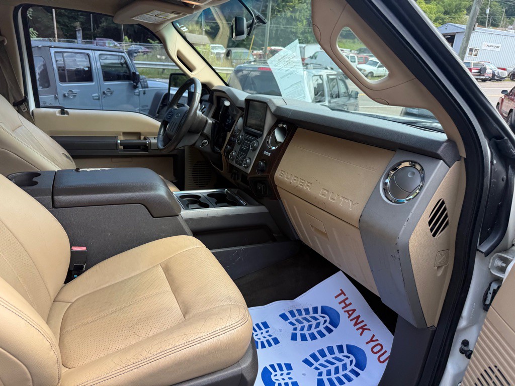 2015 Ford F-250 Image 70