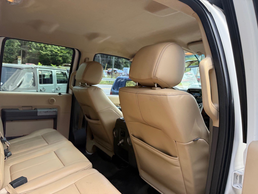 2015 Ford F-250 Image 74