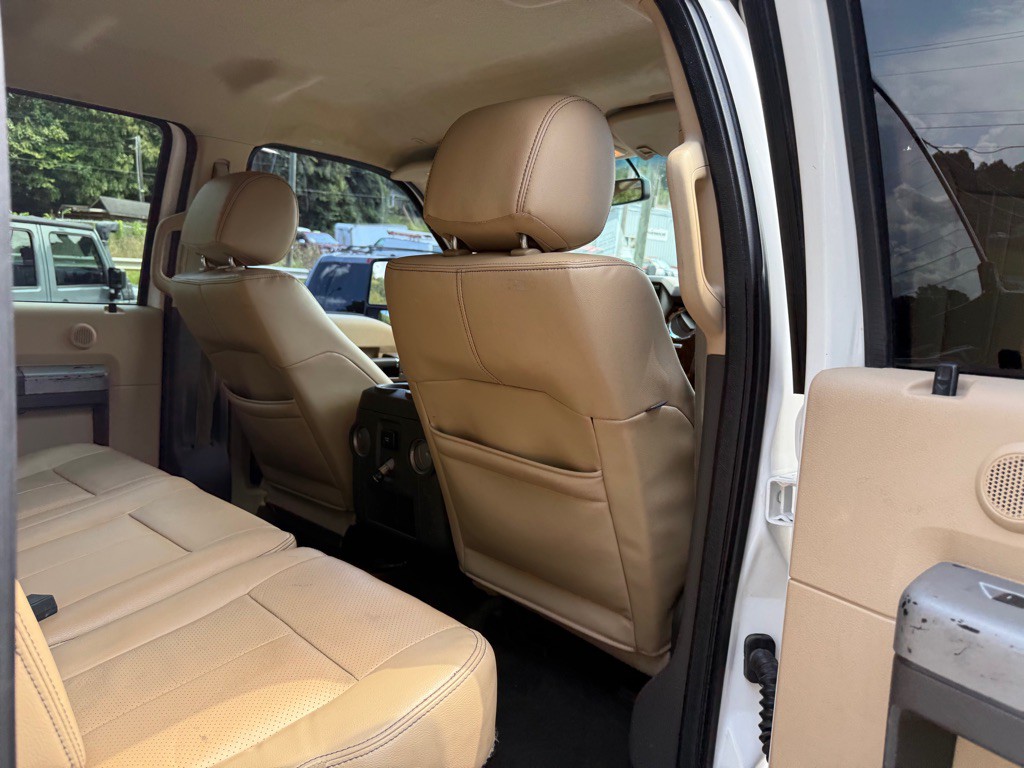 2015 Ford F-250 Image 76