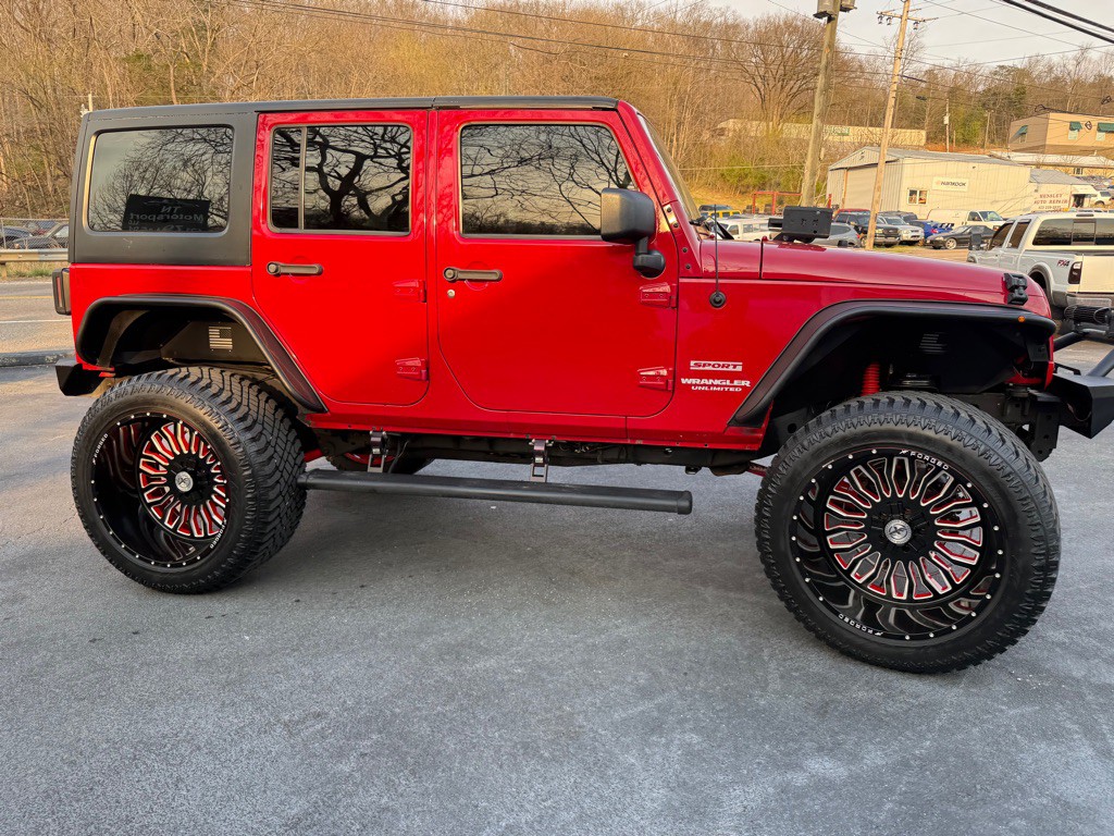 2012 Jeep Wrangler Unlimited Image 30