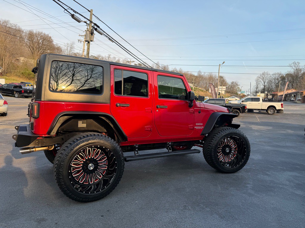 2012 Jeep Wrangler Unlimited Image 32