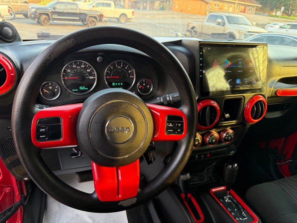 2012 Jeep Wrangler Unlimited Image 76