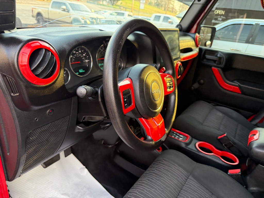 2012 Jeep Wrangler Unlimited Image 77