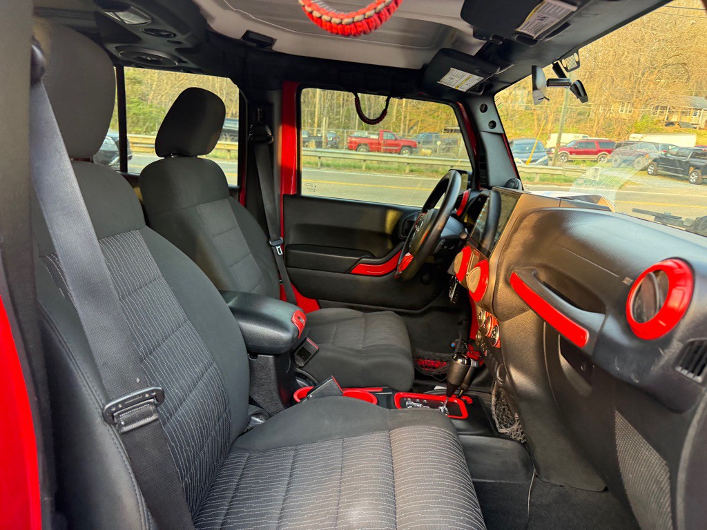 2012 Jeep Wrangler Unlimited Image 81