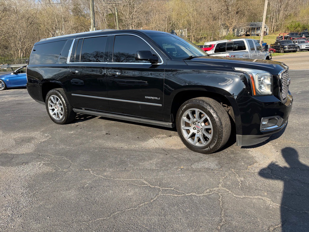 2017 GMC Yukon Image 6
