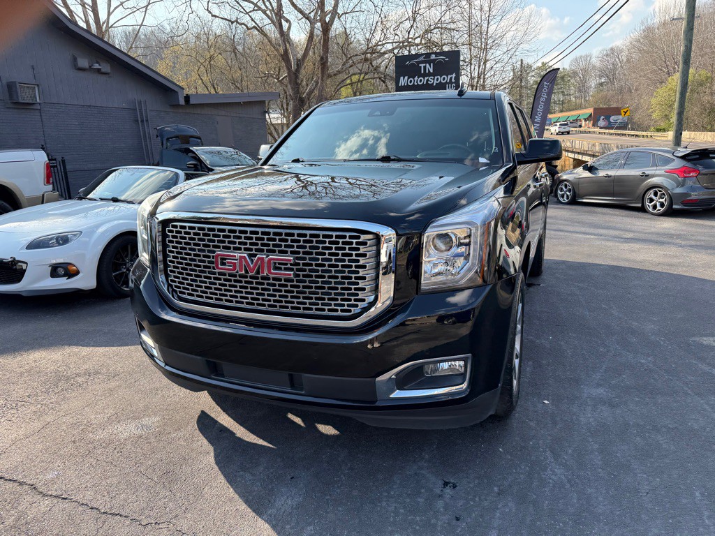 2017 GMC Yukon Image 17