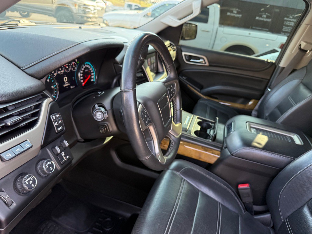 2017 GMC Yukon Image 41
