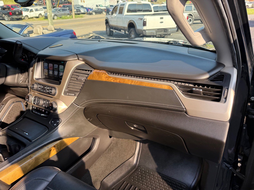 2017 GMC Yukon Image 49