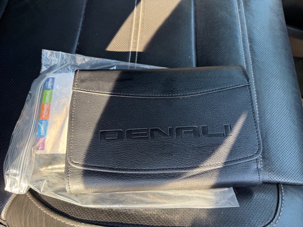 2017 GMC Yukon Image 52