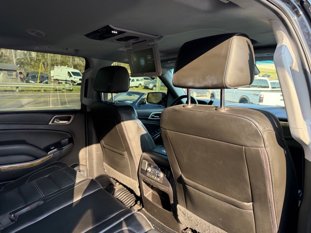 2017 GMC Yukon Image 56