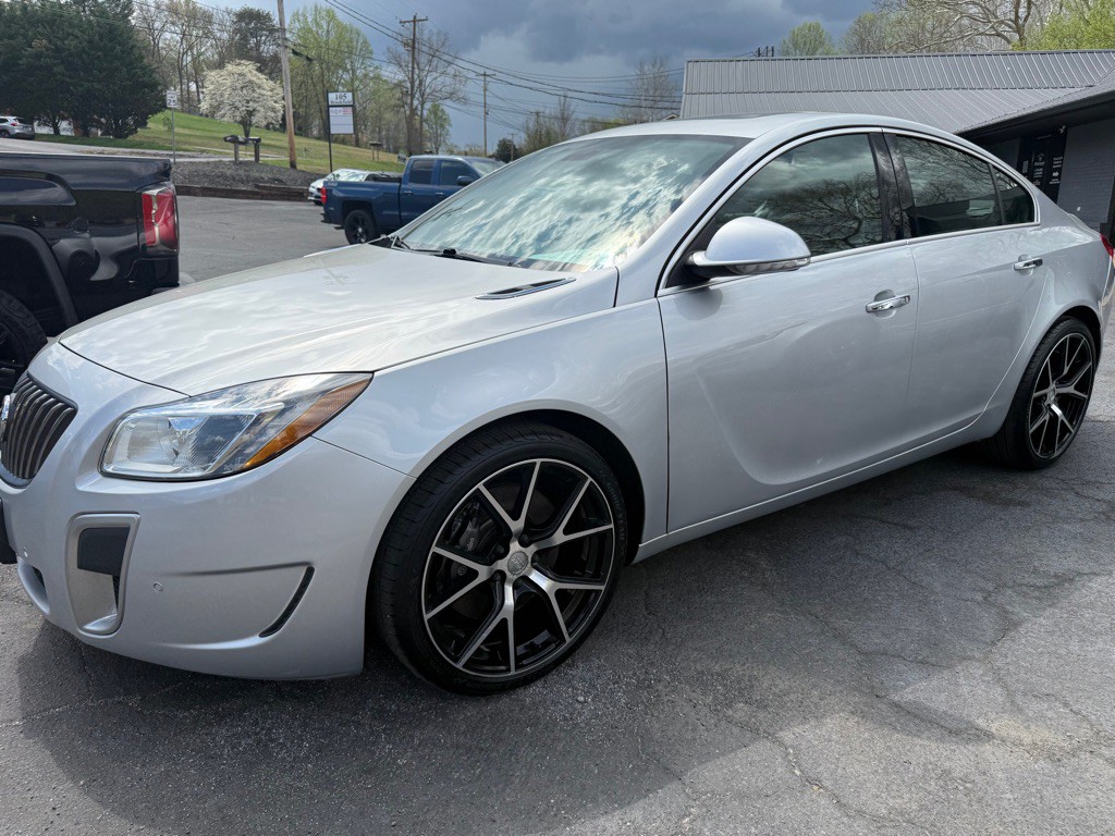 2012 Buick Regal Image 10