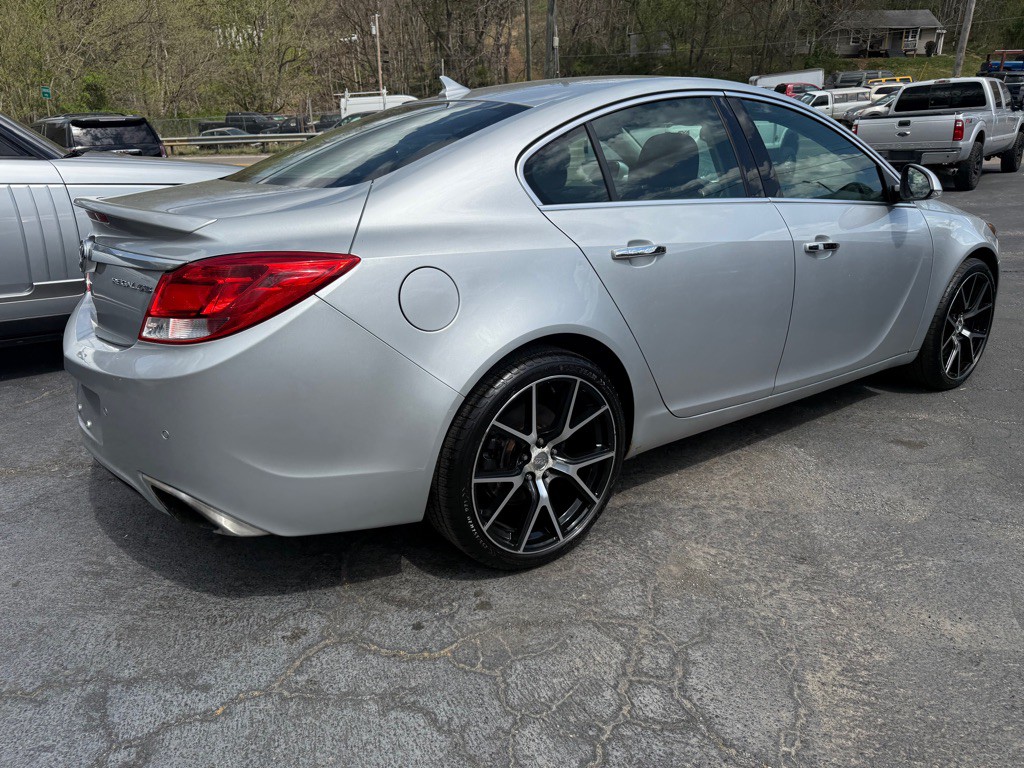 2012 Buick Regal Image 17