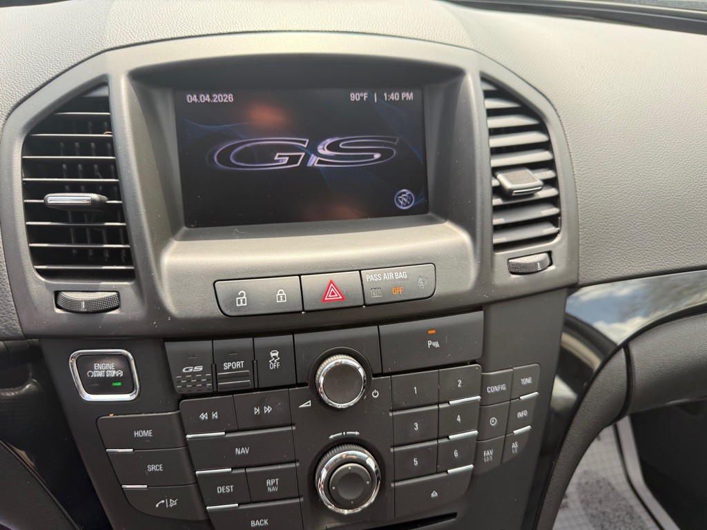 2012 Buick Regal Image 36