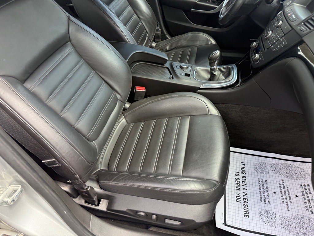 2012 Buick Regal Image 49
