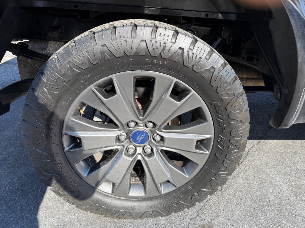 2017 Ford F-150 Image 37