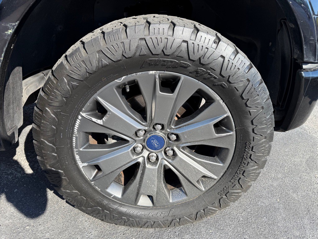 2017 Ford F-150 Image 38