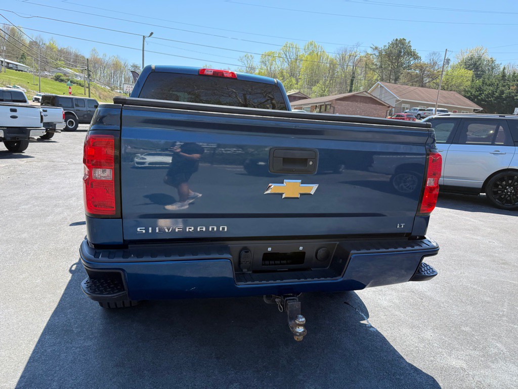 2017 Chevrolet Silverado 1500 Image 19