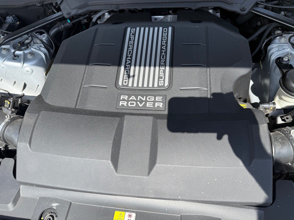 2015 Land Rover Range Rover Image 47