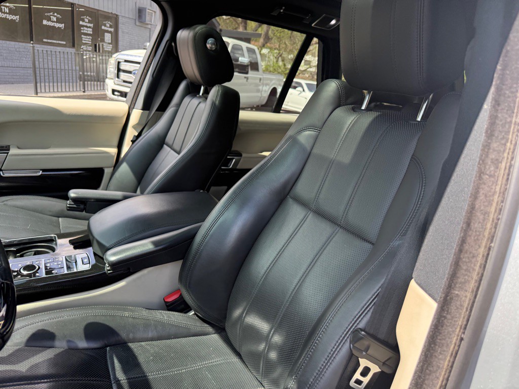 2015 Land Rover Range Rover Image 51