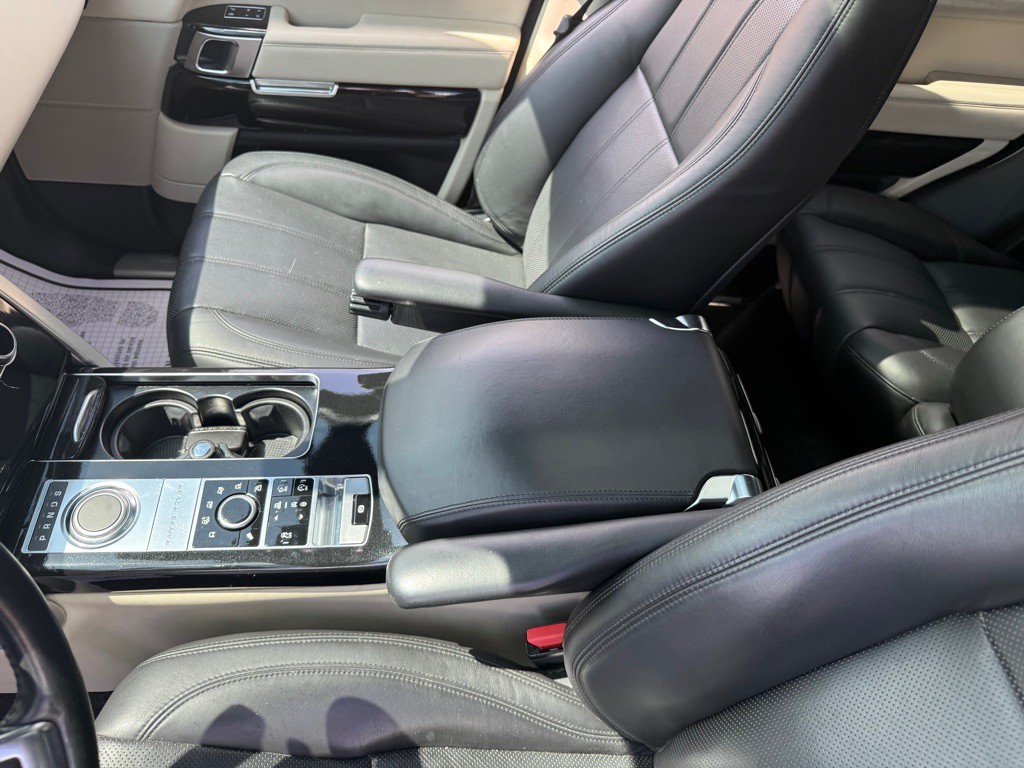 2015 Land Rover Range Rover Image 53
