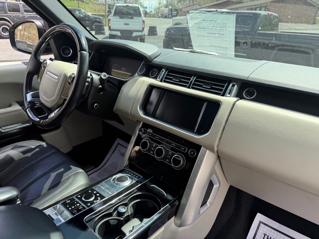 2015 Land Rover Range Rover Image 74
