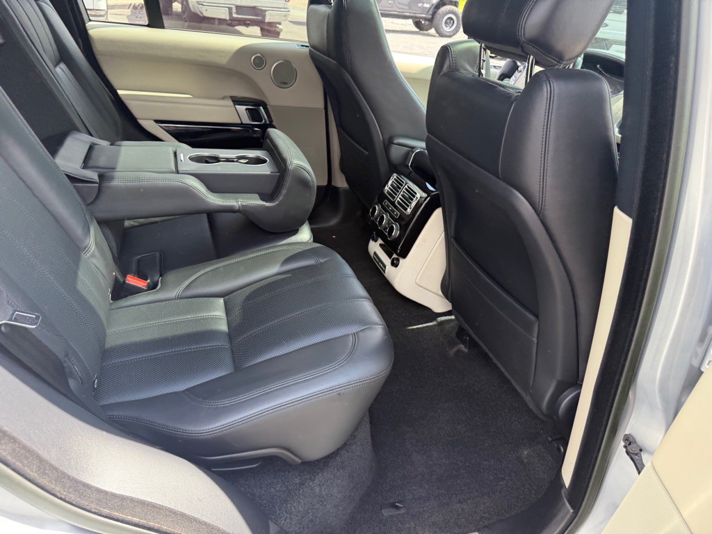 2015 Land Rover Range Rover Image 79