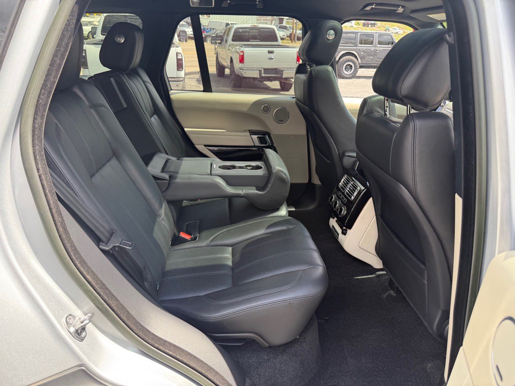2015 Land Rover Range Rover Image 80