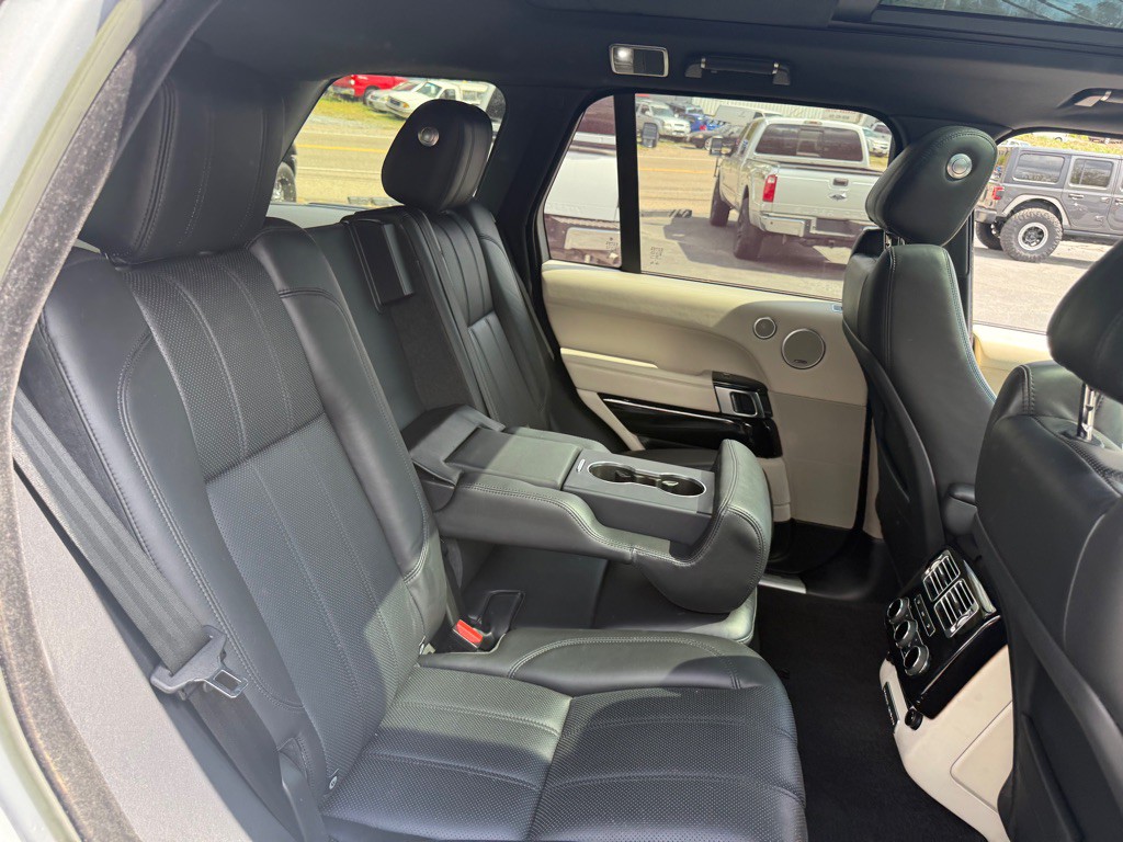 2015 Land Rover Range Rover Image 81
