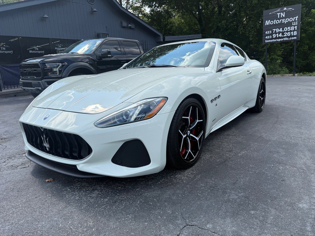 2018 Maserati GranTurismo Image 2