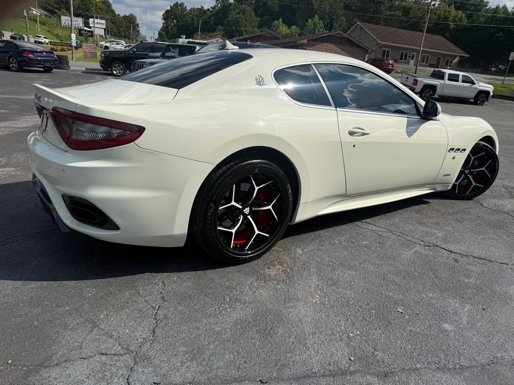 2018 Maserati GranTurismo Image 13