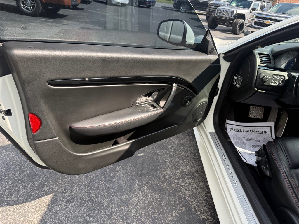 2018 Maserati GranTurismo Image 32
