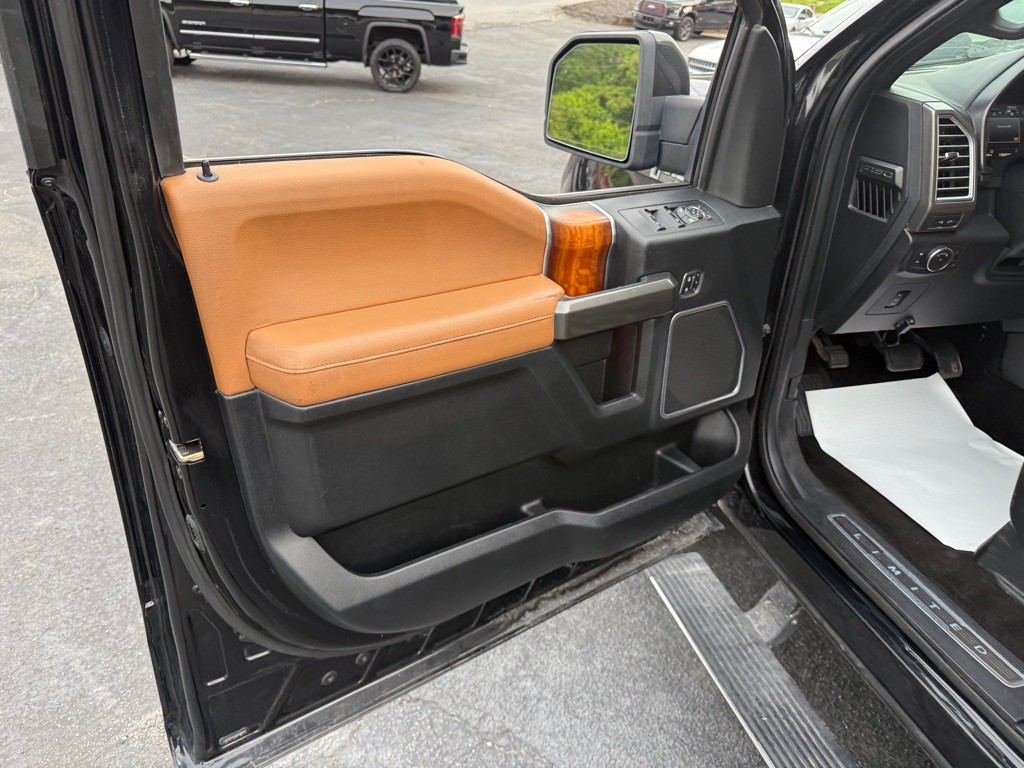 2017 Ford F-150 Image 37