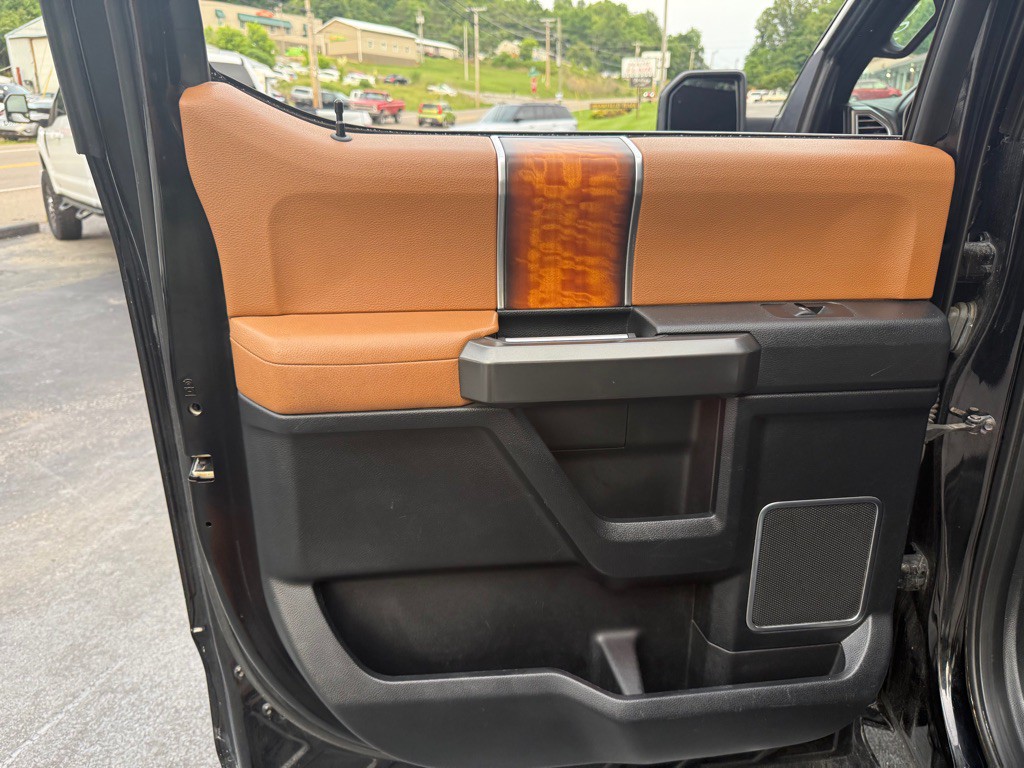 2017 Ford F-150 Image 82