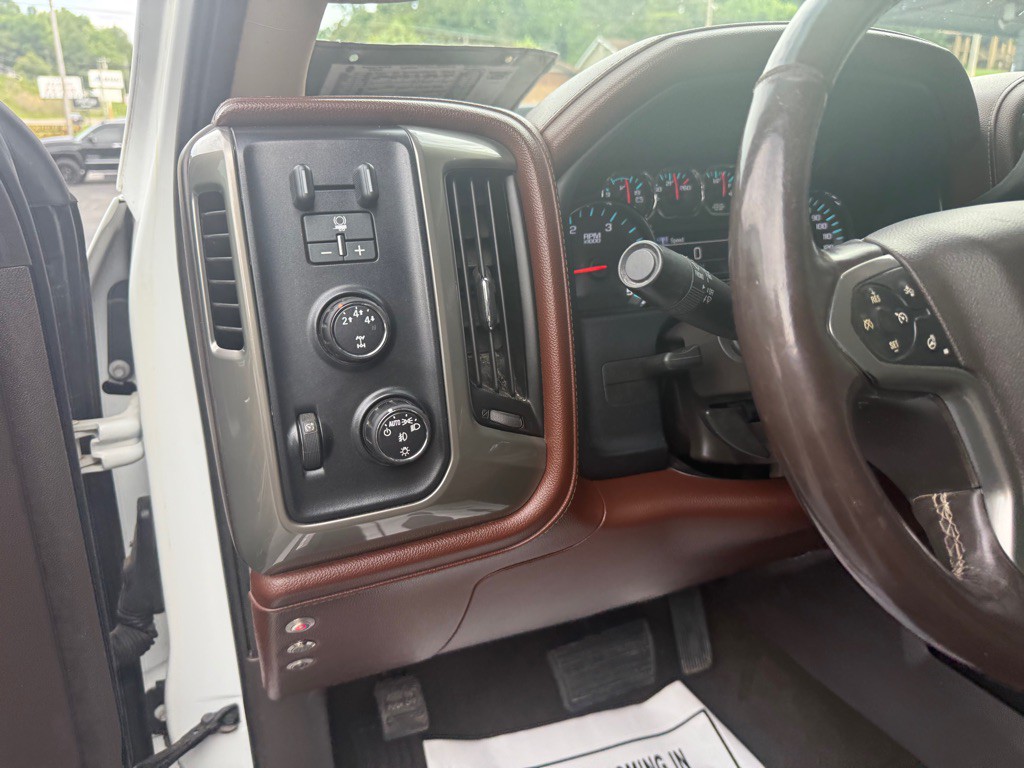 2015 Chevrolet Silverado 1500 Image 41