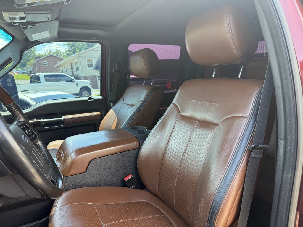 2015 Ford F-250 Image 32