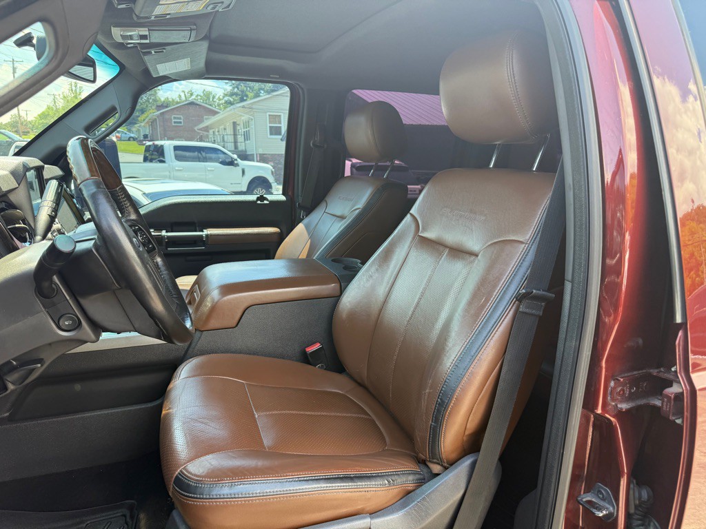 2015 Ford F-250 Image 34