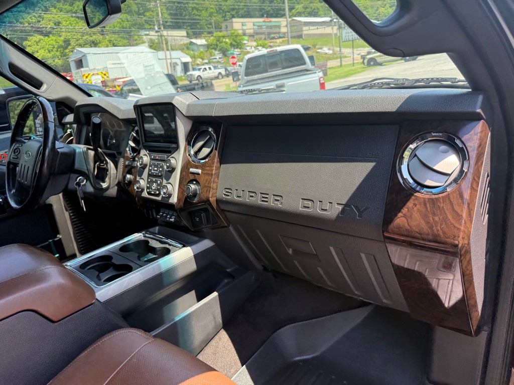 2015 Ford F-250 Image 52