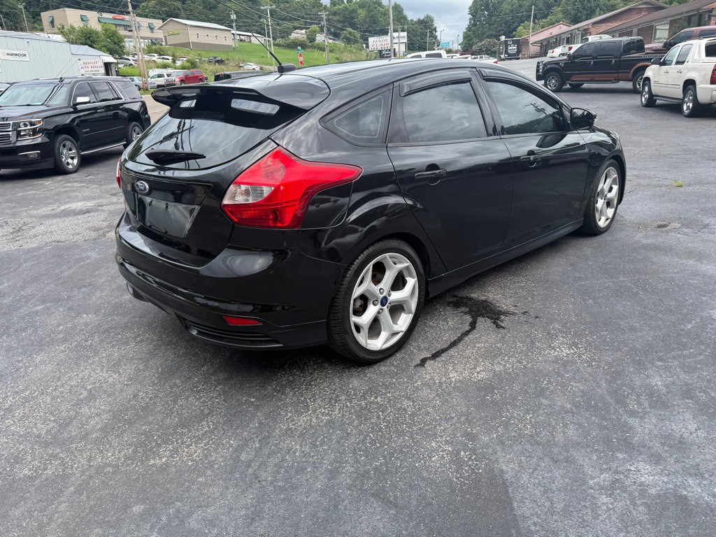 2014 Ford Focus Image 15
