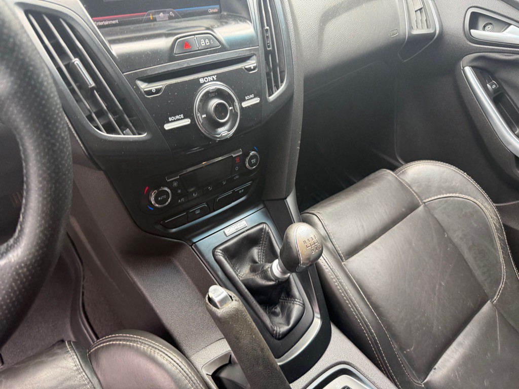 2014 Ford Focus Image 34