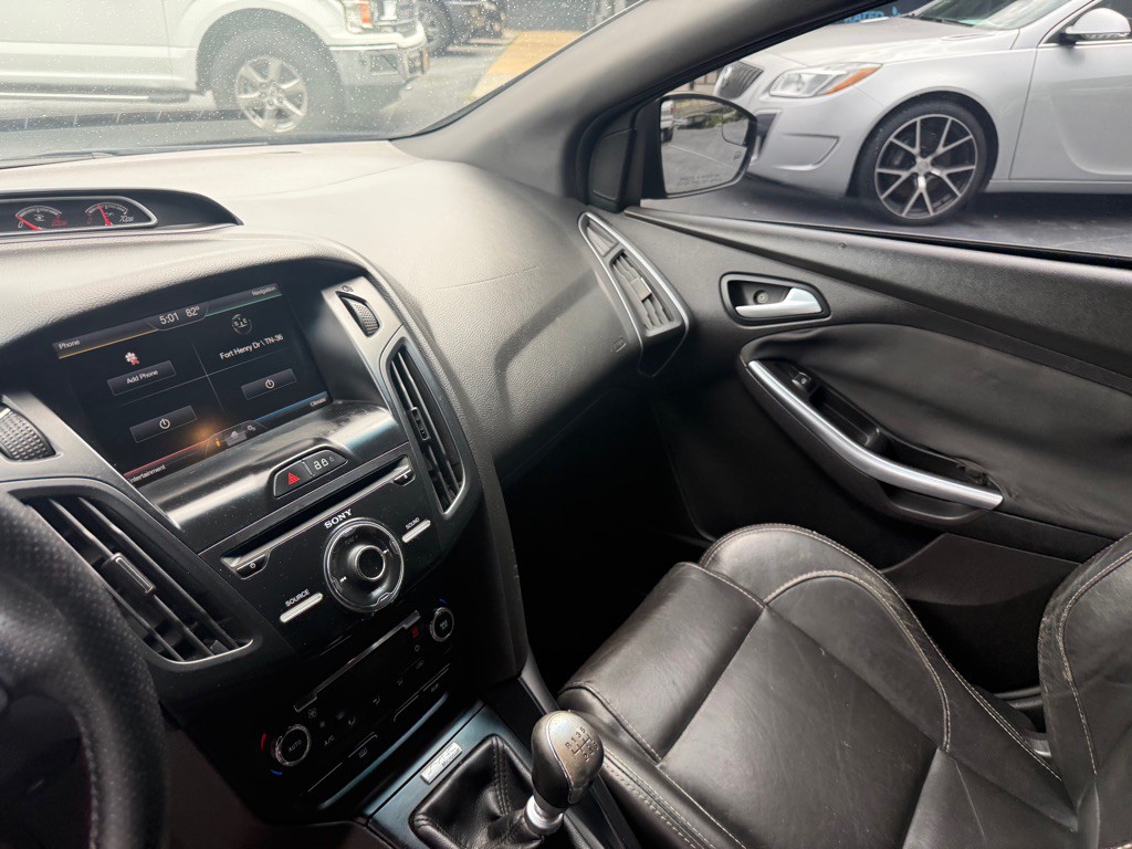 2014 Ford Focus Image 36