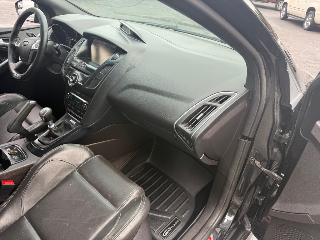 2014 Ford Focus Image 43