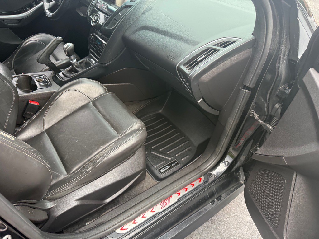 2014 Ford Focus Image 44
