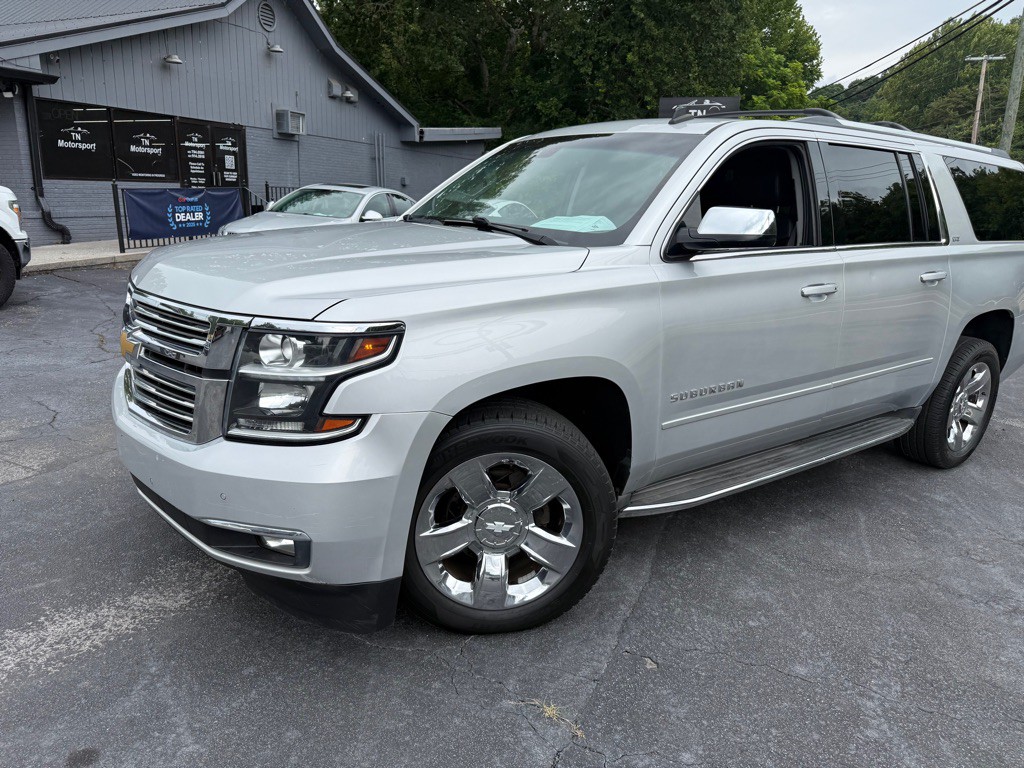 2015 Chevrolet Suburban Image 4