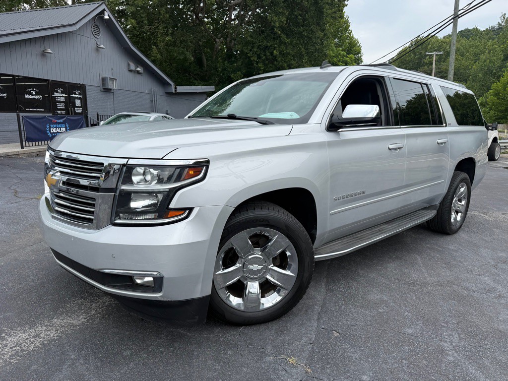 2015 Chevrolet Suburban Image 7
