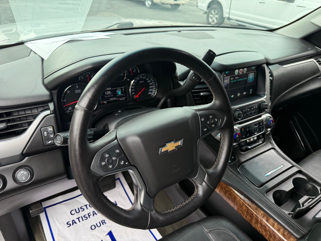 2015 Chevrolet Suburban Image 27