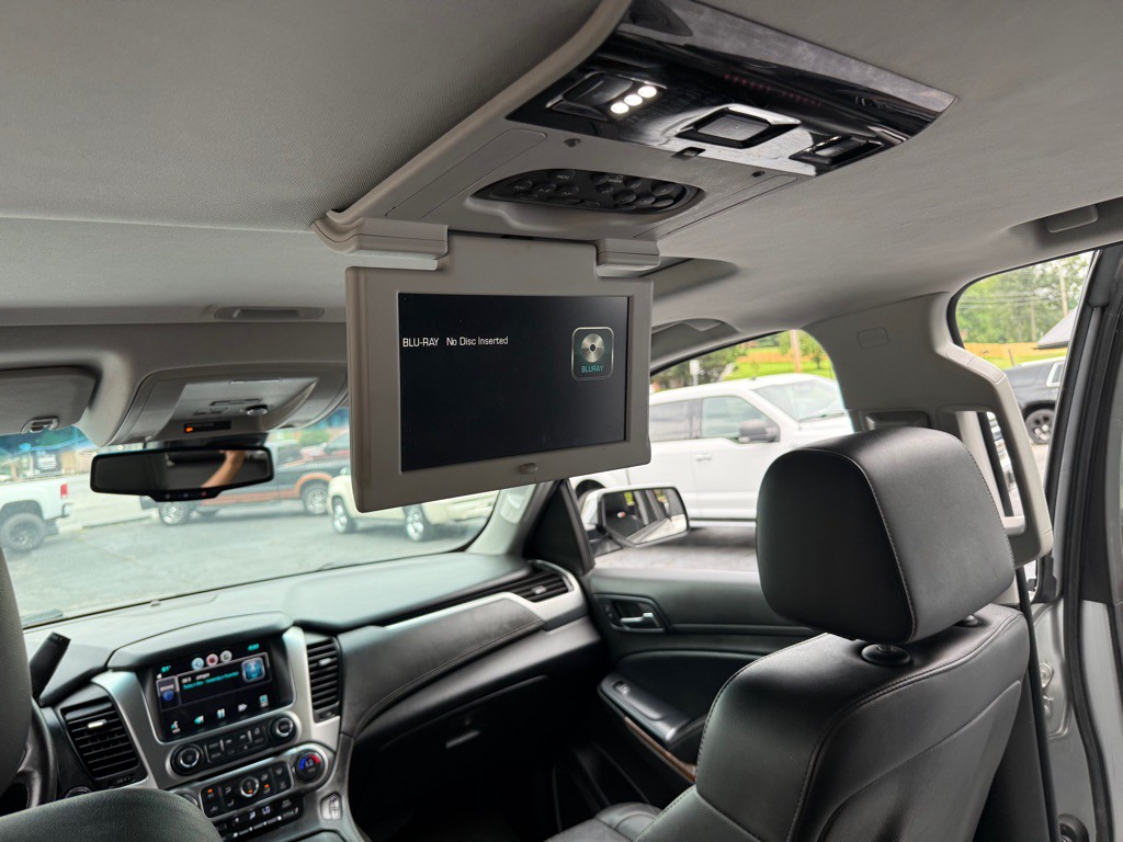 2015 Chevrolet Suburban Image 51