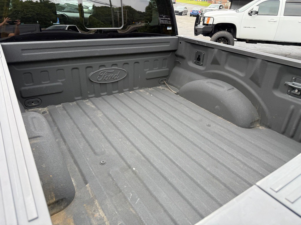2017 Ford F-150 Image 17