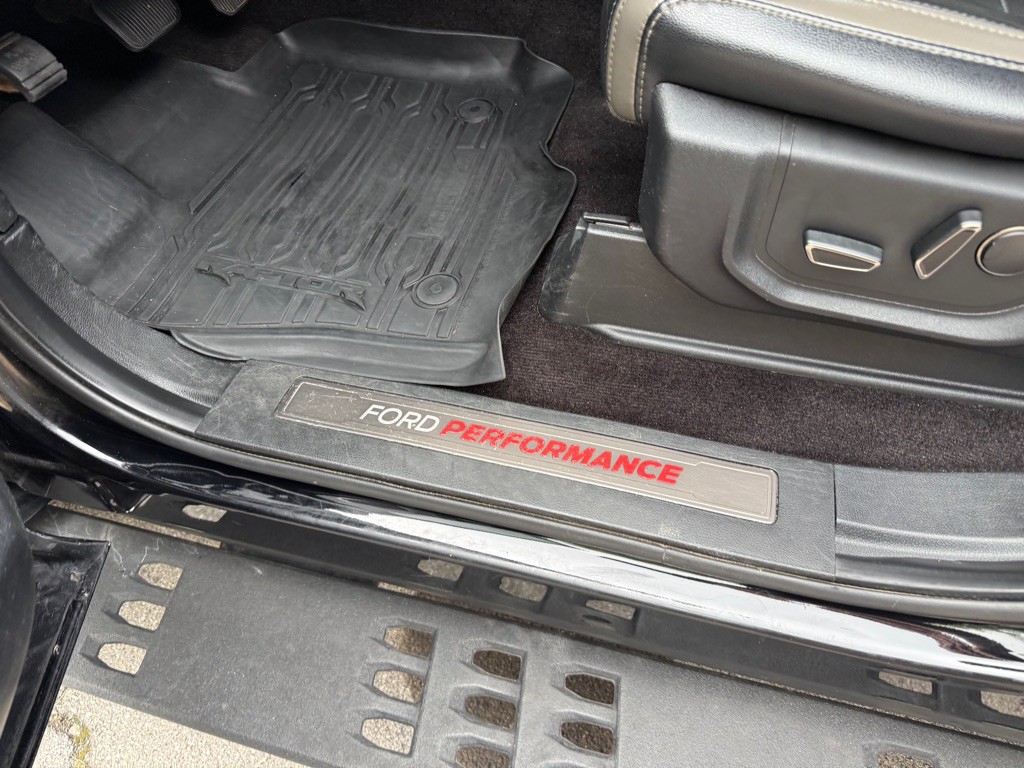 2017 Ford F-150 Image 46